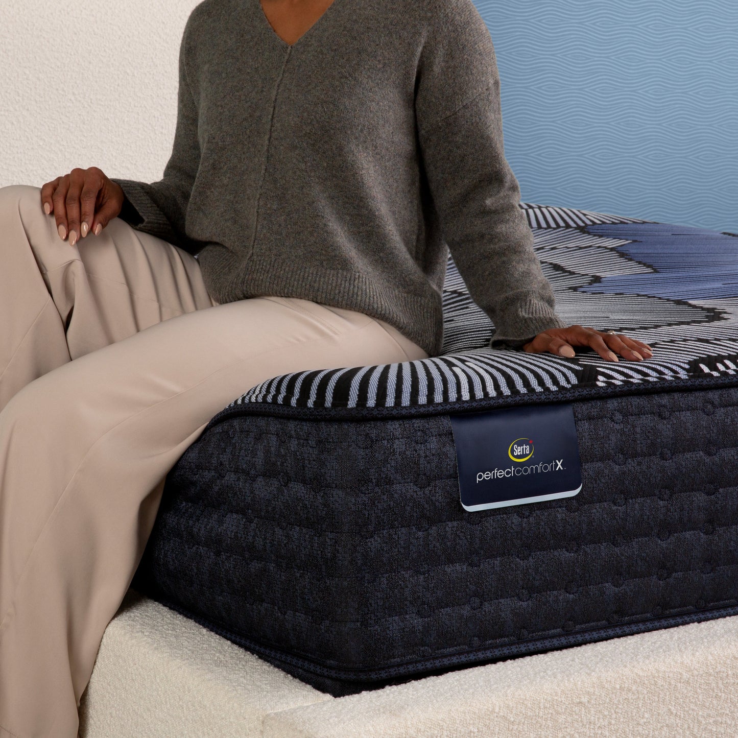 Serta Perfect Comfort X Mattress - Smooth Top